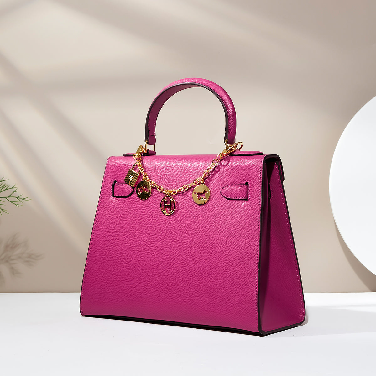 Eterna-Leather Fashionable Pink Purse