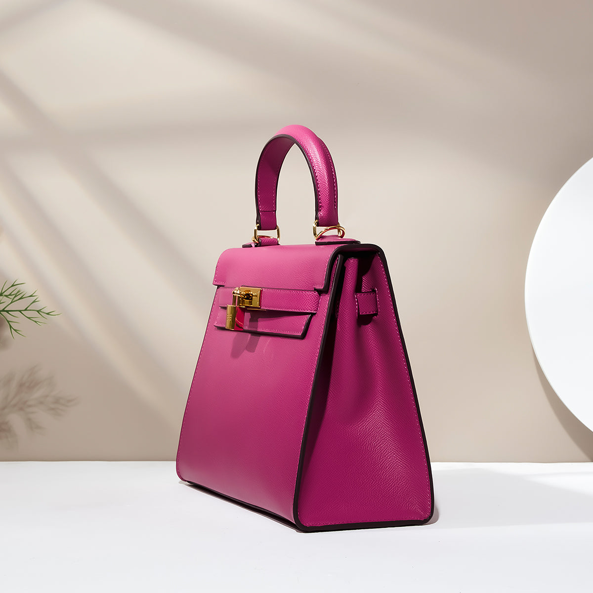 Eterna-Leather Fashionable Pink Purse