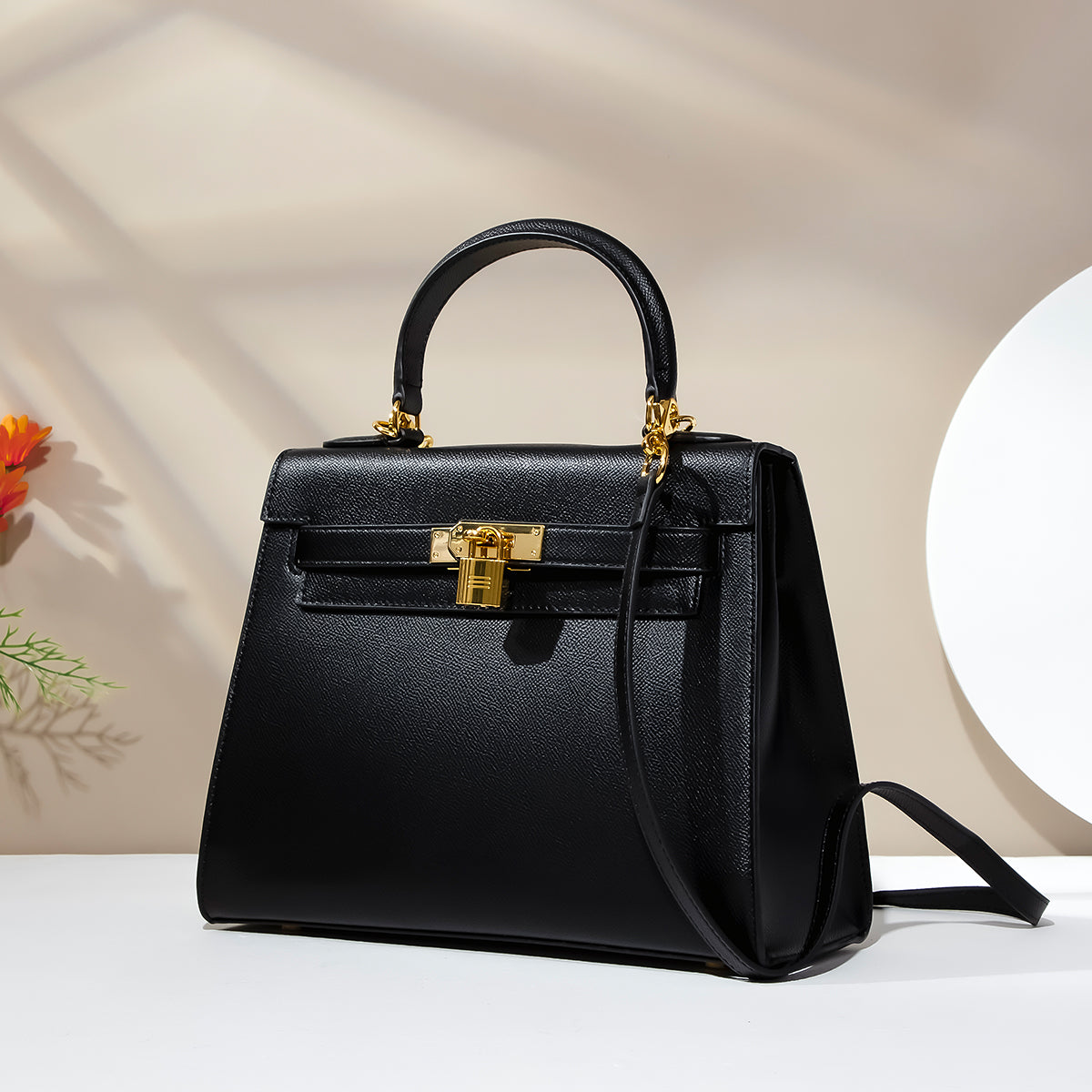 Eterna-Leather Fashionable Black Purse